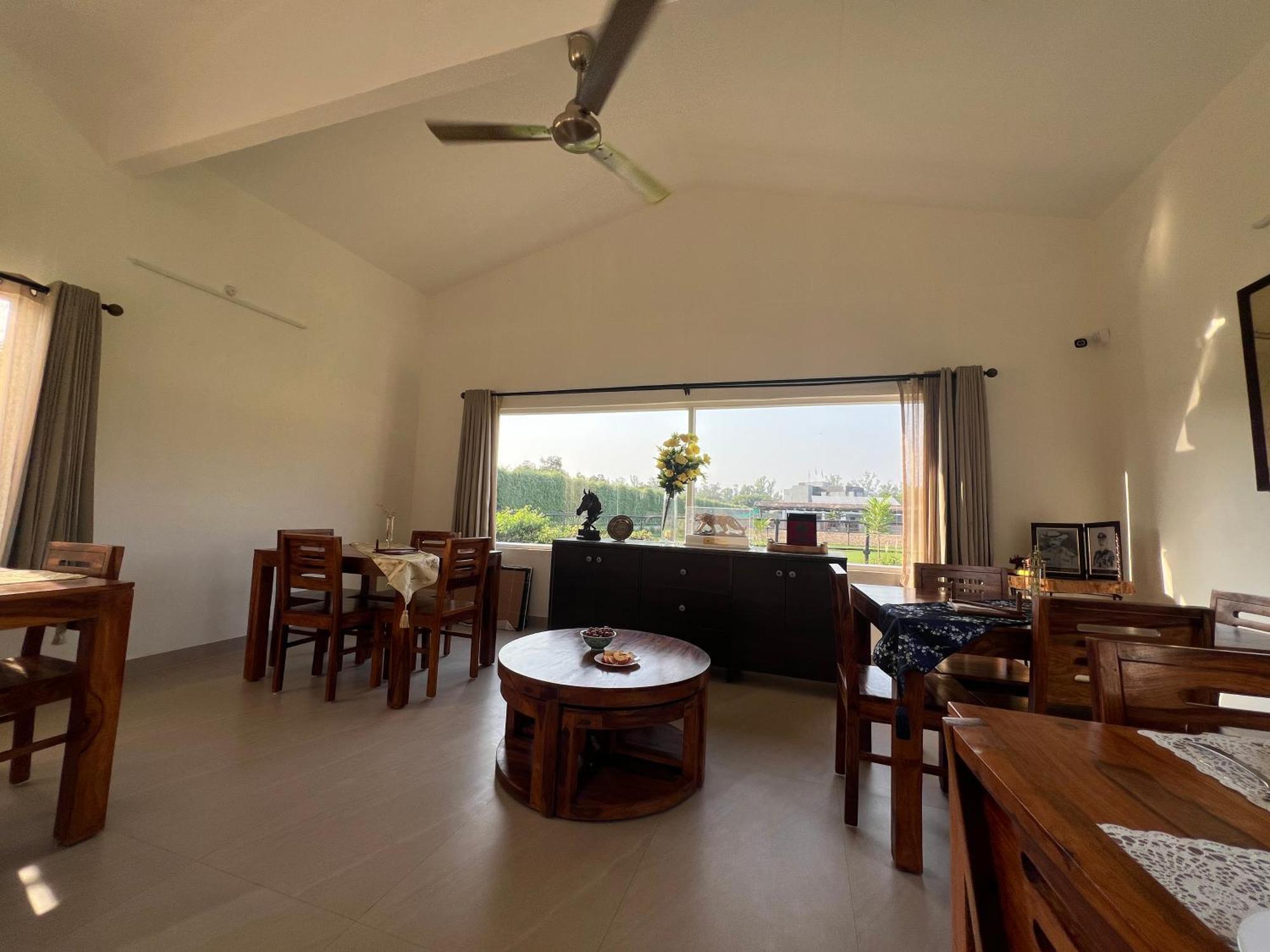 The Bageecha Bed & Breakfast Vrindavan Bagian luar foto